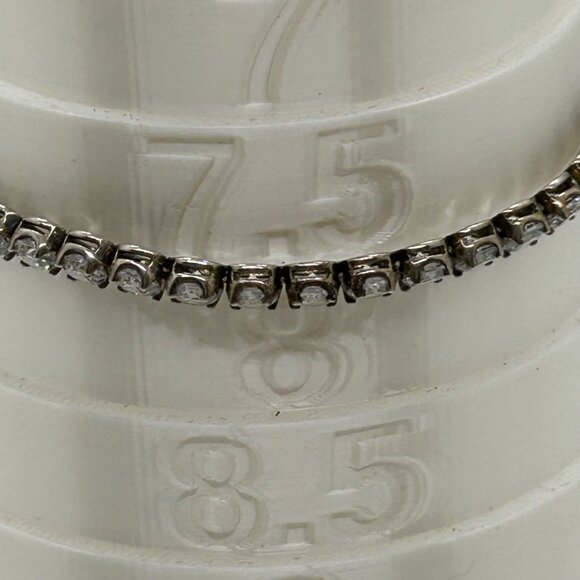 Sterling Silver Tennis Bracelet Diamonique Cubic Zirconia  7.75 Inches - Picture 12 of 13